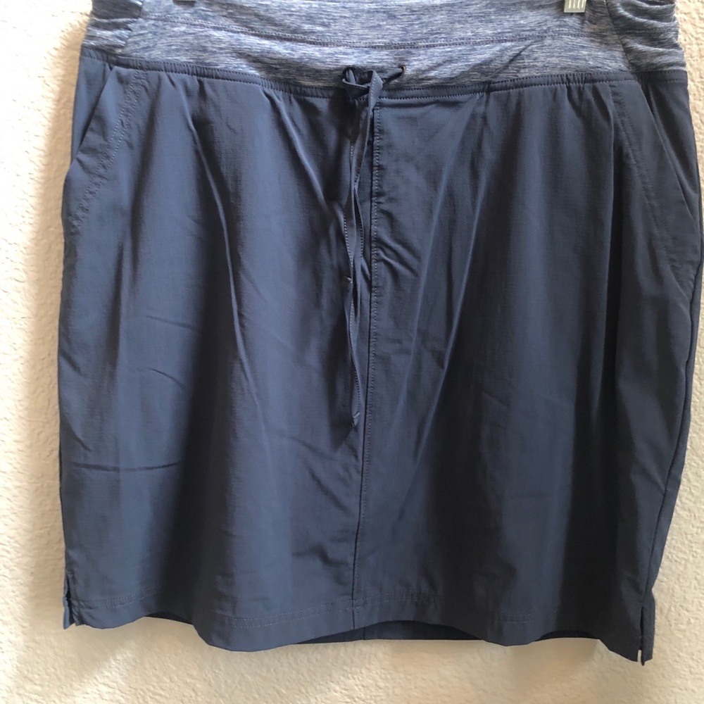 Duluth skort smoky blue size 12